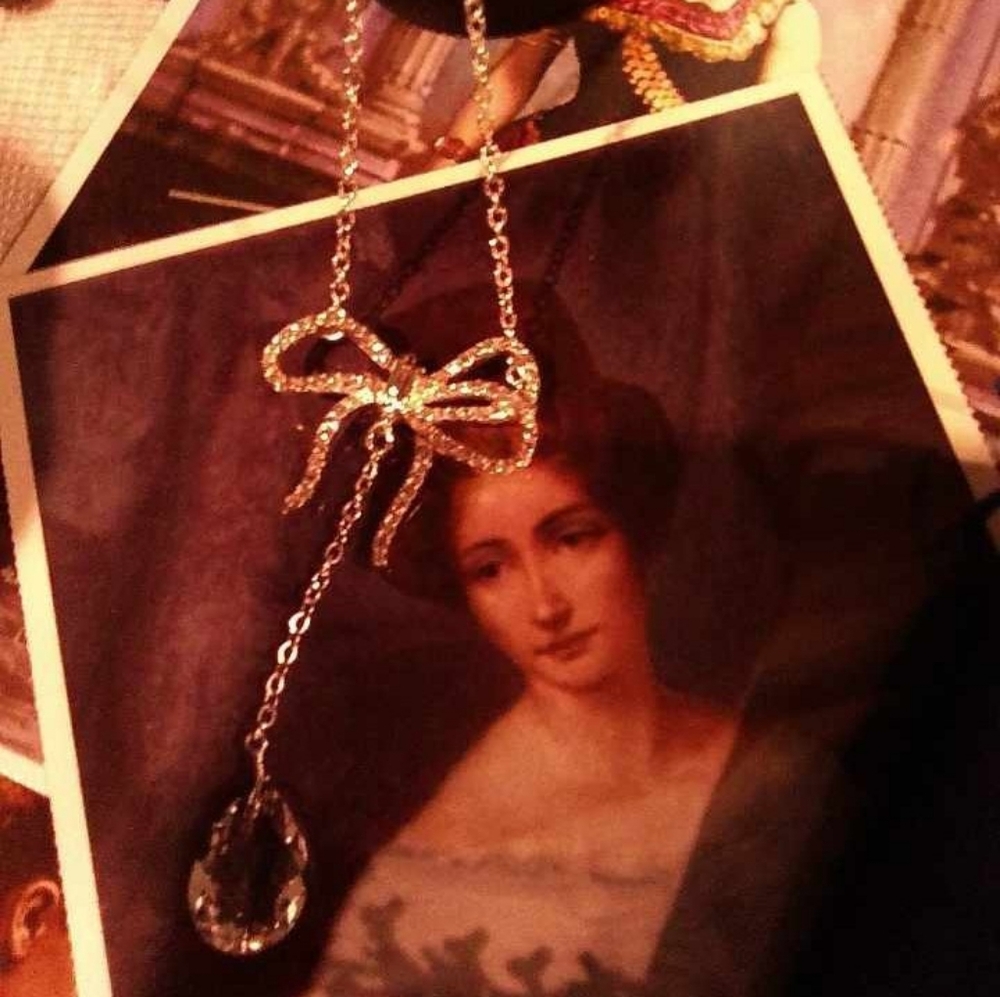 Women's Jewelry - Picture 2 of 9